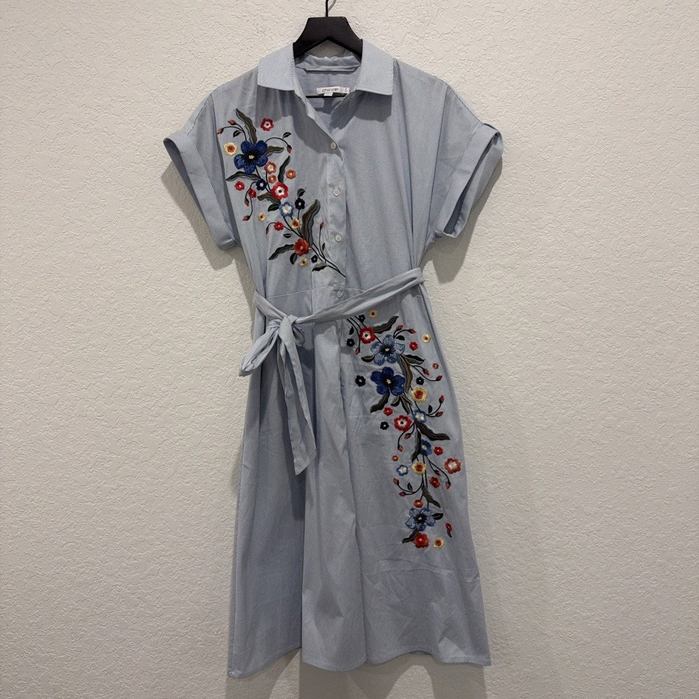 Chicos Blue White Pinstripe Embroidered Floral Collared Dress Pockets Size Small